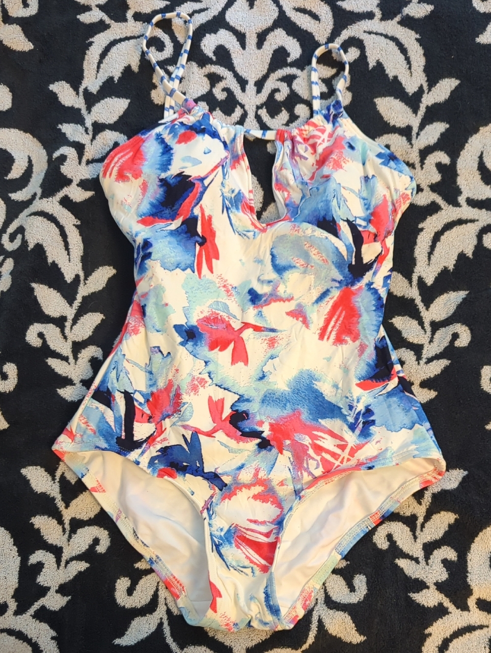 Vince Camuto One-Piece Swimsuit in Red, White, & Blue Sized S